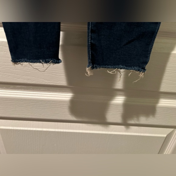 EUC - Hudson Jeans - Like new - Size 27 - Picture 3 of 5